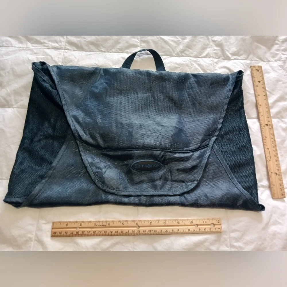 Samsonite pack and fold